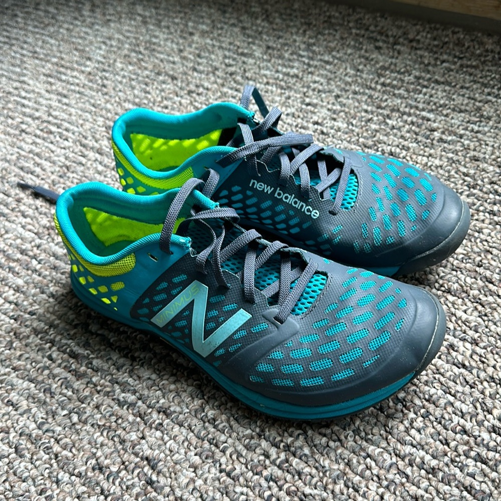 New Balance Minimus women’s 8.5 sneakers blue/teal/lime
